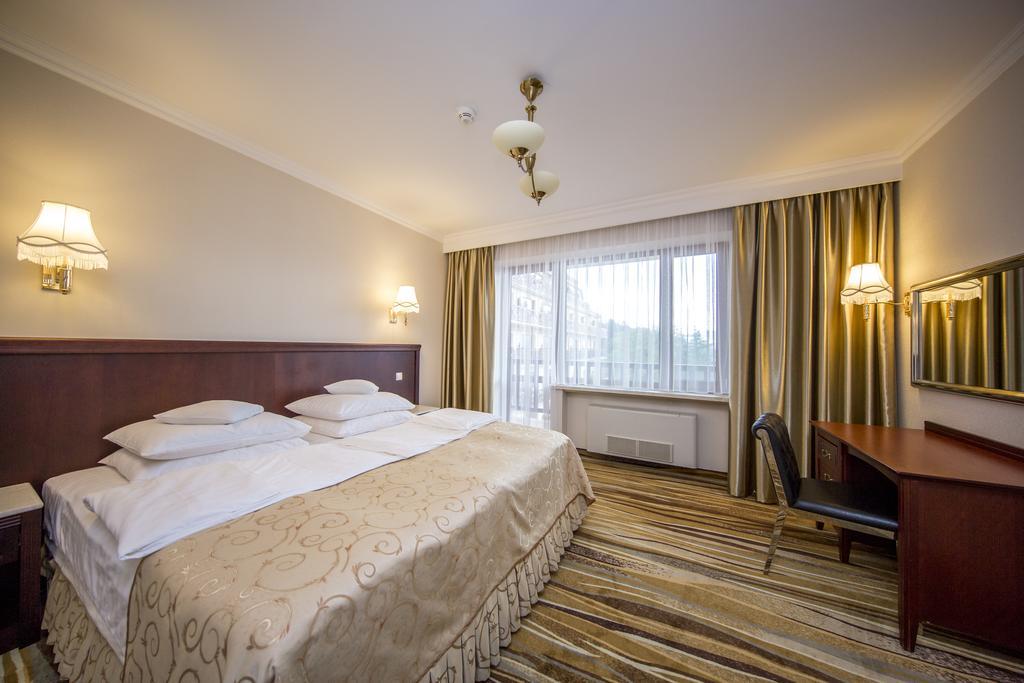 Hotel Golebiewski Висла Екстериор снимка