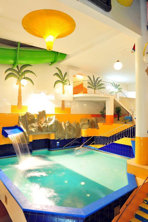 Hotel Golebiewski Висла Екстериор снимка
