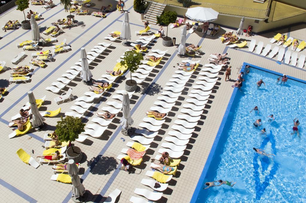 Hotel Golebiewski Висла Екстериор снимка